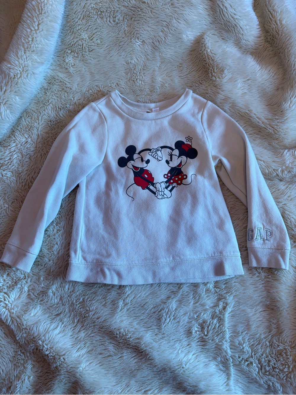 GAP White Kids Minnie & Mickey Heart Long-Sleeve Sweatshirt